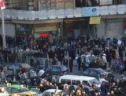 Tahran'da Mısır'a destek gösterisinde çatışma